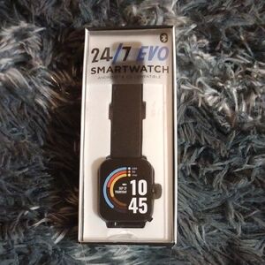 24/7 Black Smartwatch